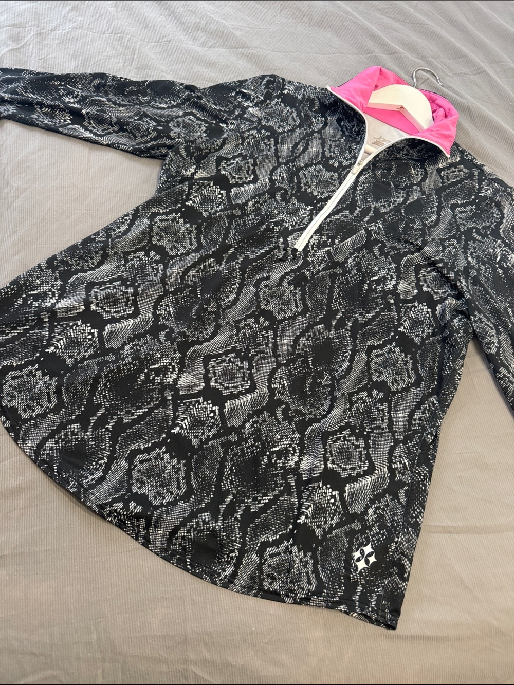 Jofit Black & Pink Patterned Half-Zip Pullover